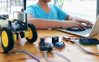 上海童程童美 網(wǎng)絡投資管理與教育咨詢的新趨勢